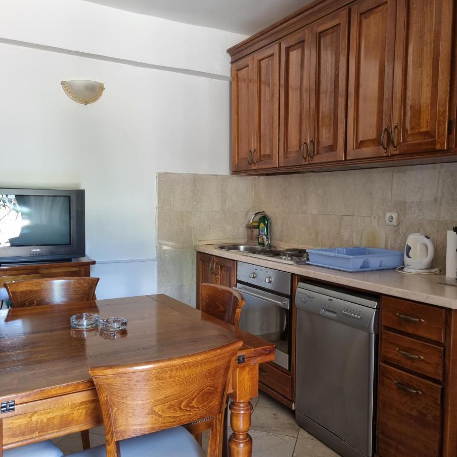 Apartment Jovan2,On The Beach With Free Wi-Fi Kotor Zewnętrze zdjęcie