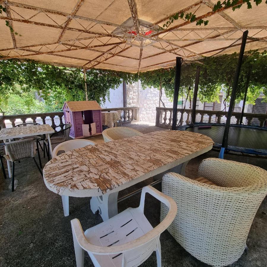Apartment Jovan2,On The Beach With Free Wi-Fi Kotor Zewnętrze zdjęcie